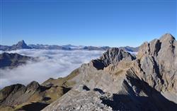 Vue depuis le Pic de Ger, Ossau(2884m).Arcizette(2513m).Amoulat(2594m)©d.fasoli-1440x900