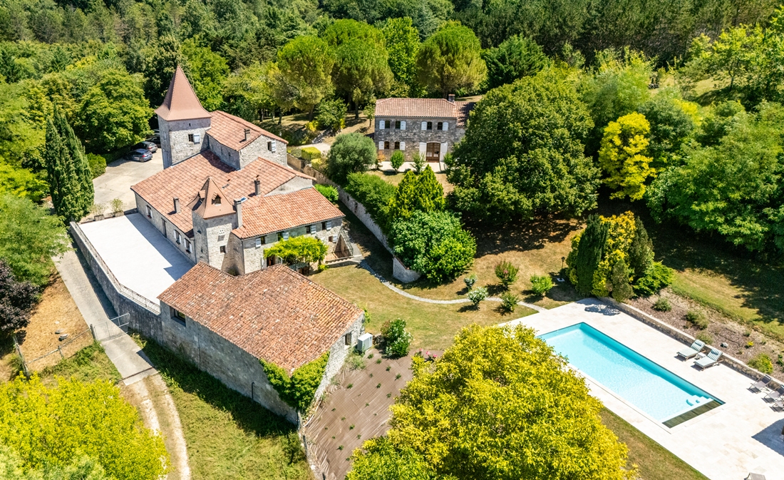 La Tour