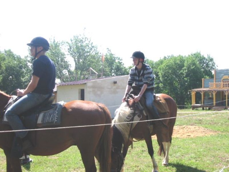 Centre équestre "West Wood Ranch", Condat-sur-Trincou