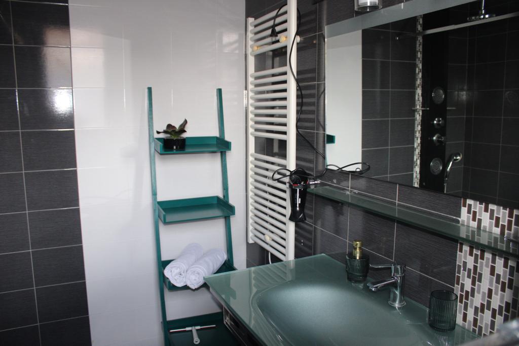 T2 - 1 à 2 pers. - LAP1/A - photo 3