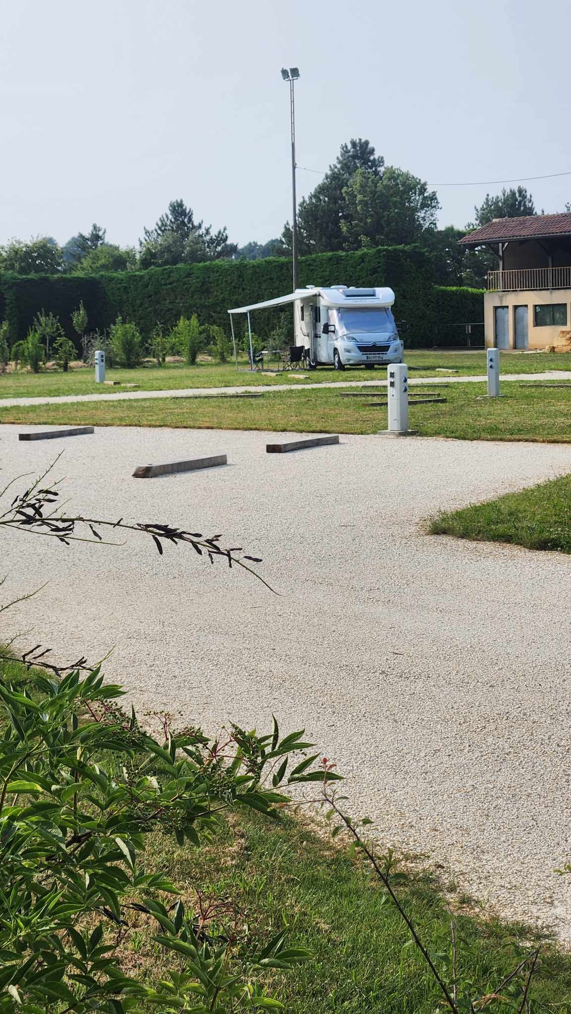Aire de Camping-car de Saint-Crépin-et-Carlucet - photo 4