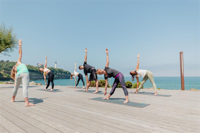 Yoga face à l'Océan