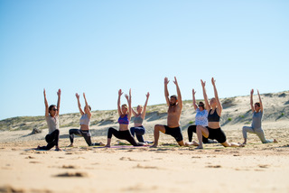 Beach Yoga — visuel événement