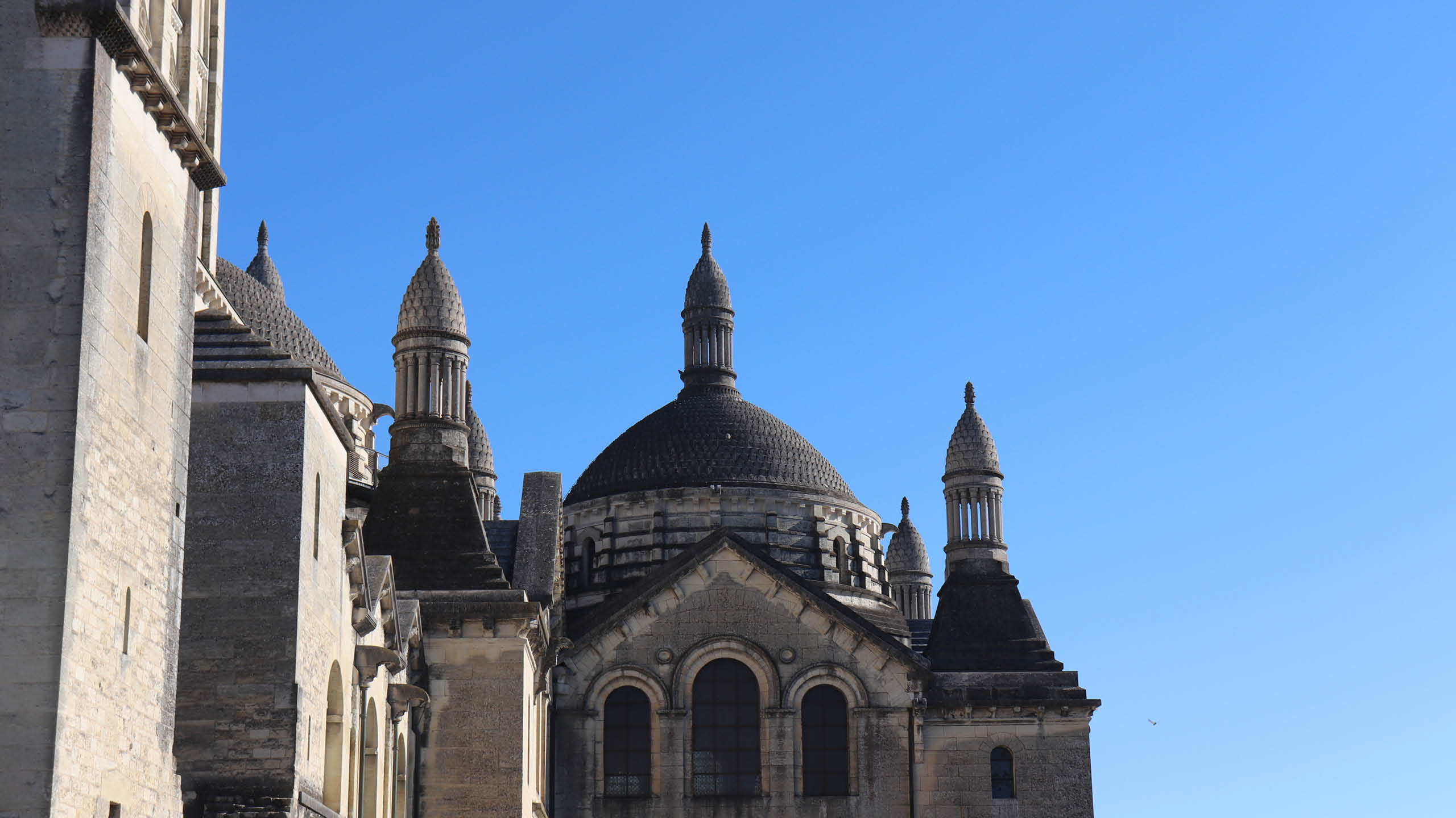 Visite guidée Périgueux - Toits de la Cathédrale Saint Front — visuel événement
