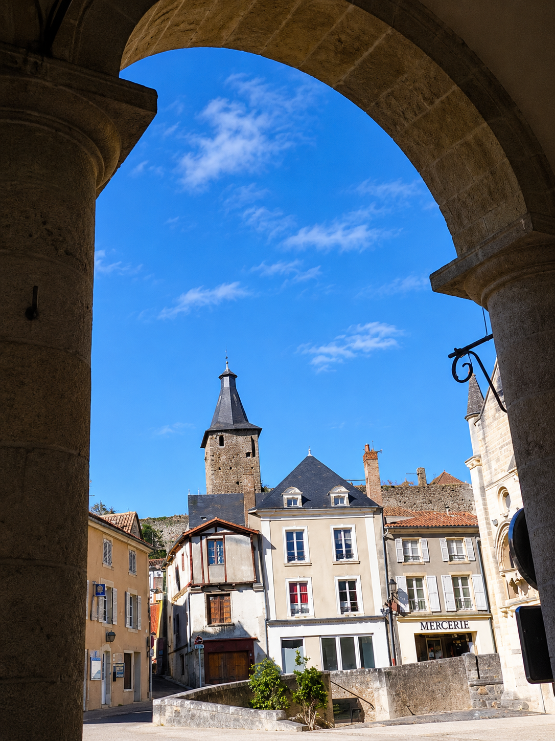 Airvault, "Petite Cité de Caractère", Airvault - photo 8
