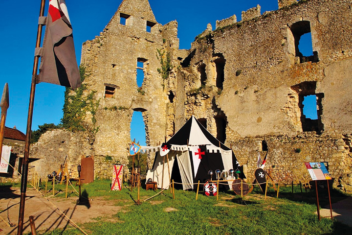 Forteresse d'Angles-sur-l'Anglin, Angles-sur-l'Anglin - photo 5