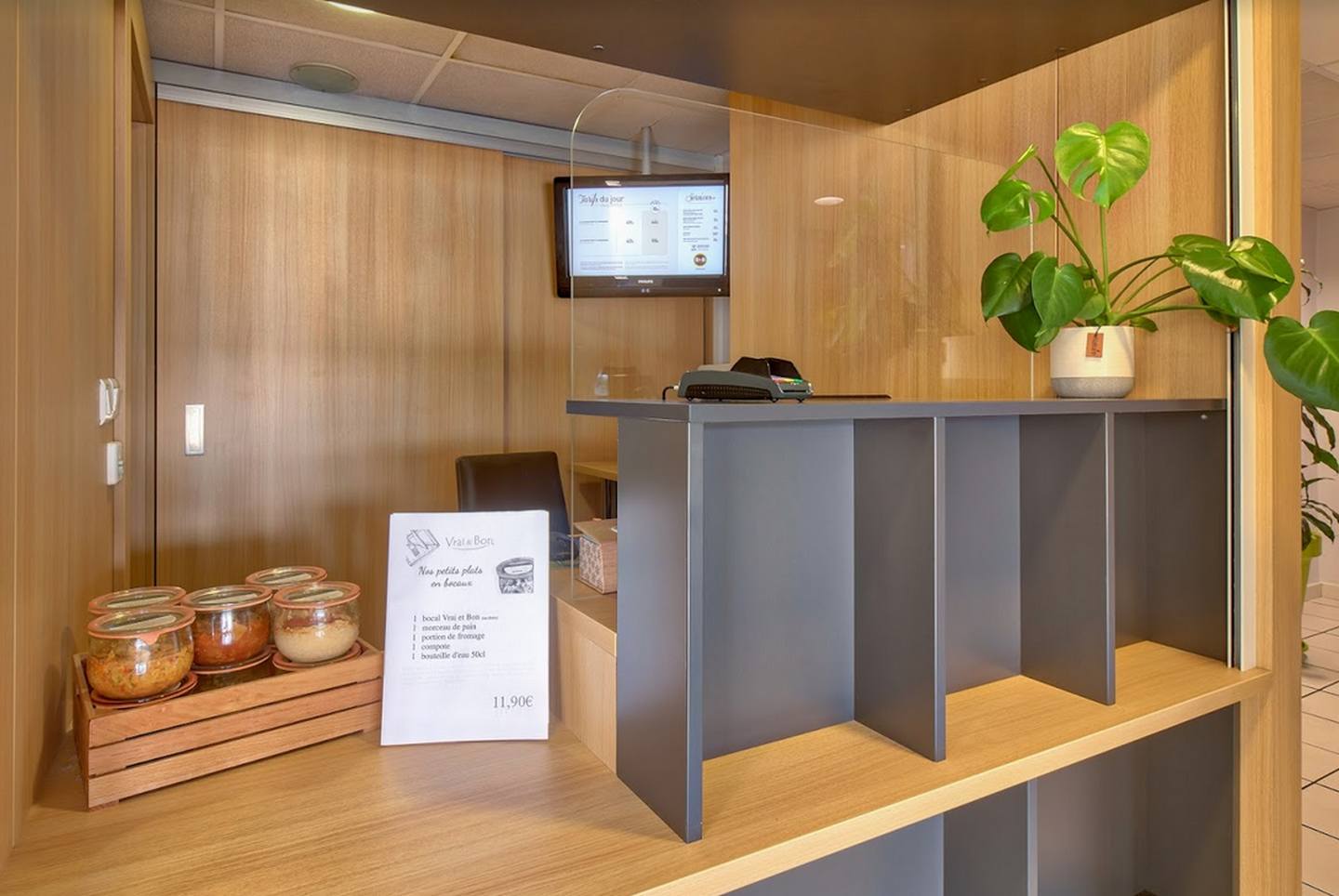 Hôtel B&B Pau Lescar - photo 2