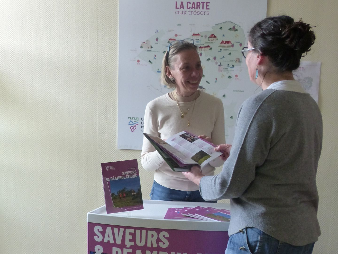 Le stand « tourisme & loisirs » en Coteaux Béarn Madiran s’invite au marché ! — visuel événement