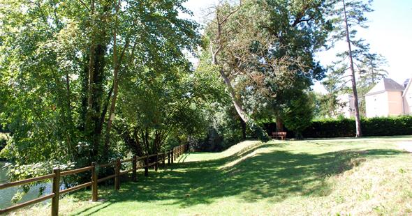 Aire de Loisirs de la Ribaudière