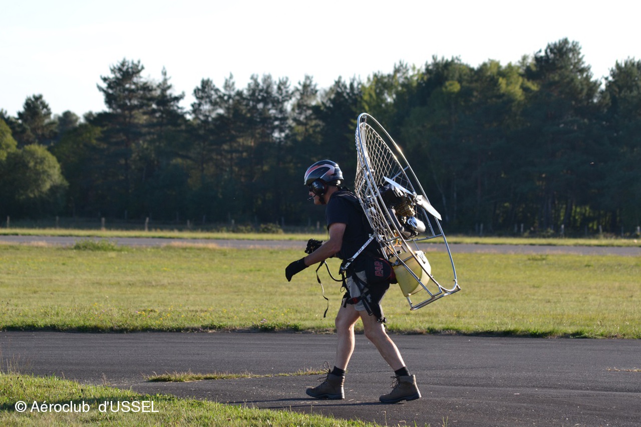 Aéro-Club d'Ussel/Thalamy, Ussel - photo 4