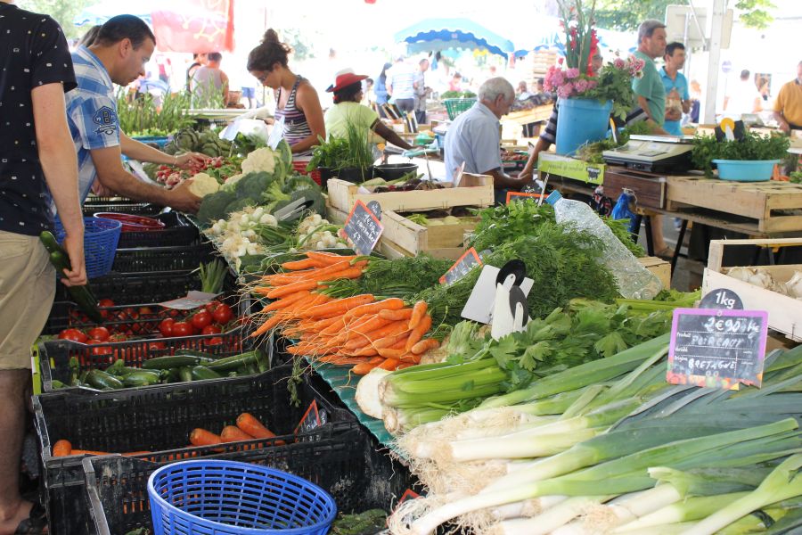 Marché traditionnel de la Place du Pin - Agen - photo 2
