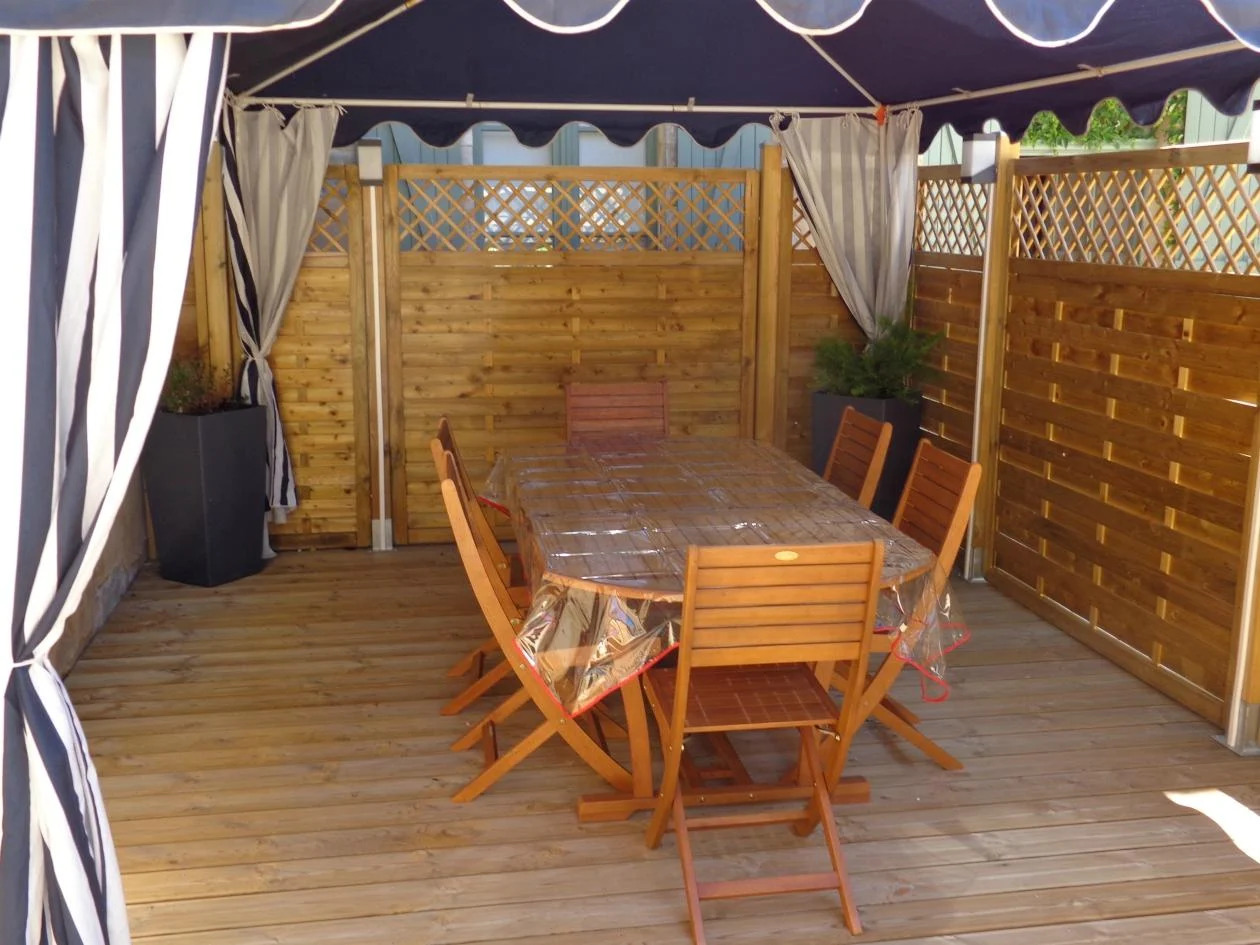 Aile du manoir au sud de Sarlat, Cénac-et-Saint-Julien