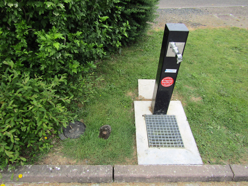 Aire d'accueil de camping-cars de Saint Ybard - photo 2