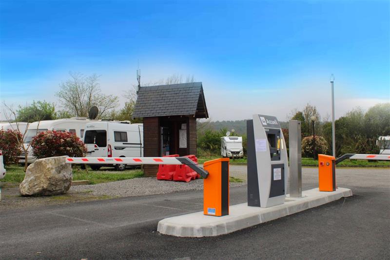 Aire de camping-car de Salies-de-Béarn