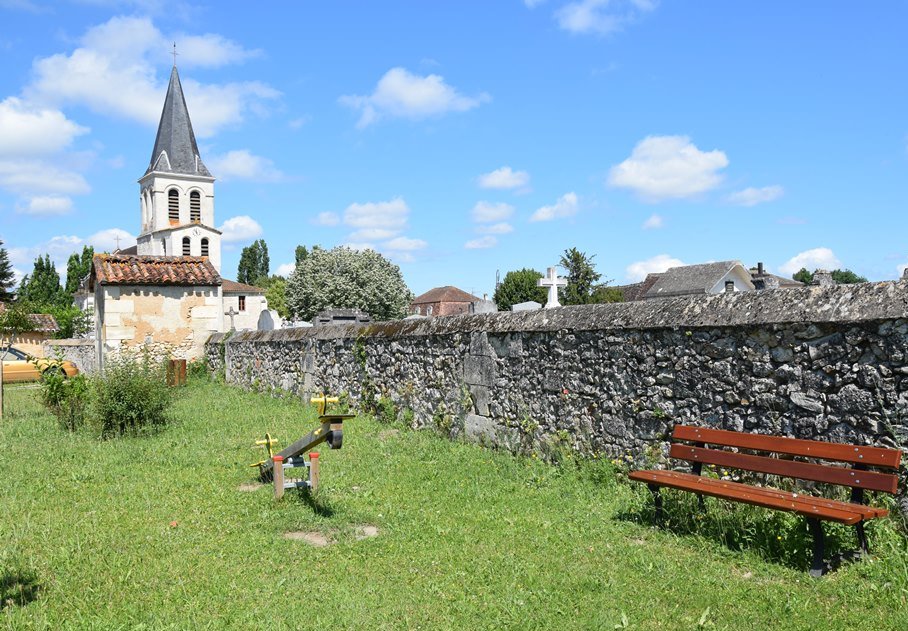 Aire de jeux d'Eyraud-Crempse-Maurens
