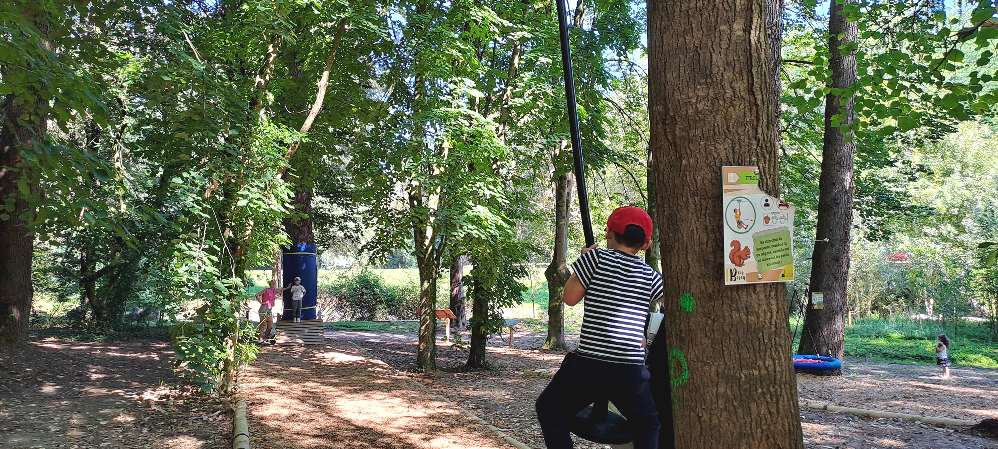 Aire de jeux Bois Boscq, Lons - photo 8