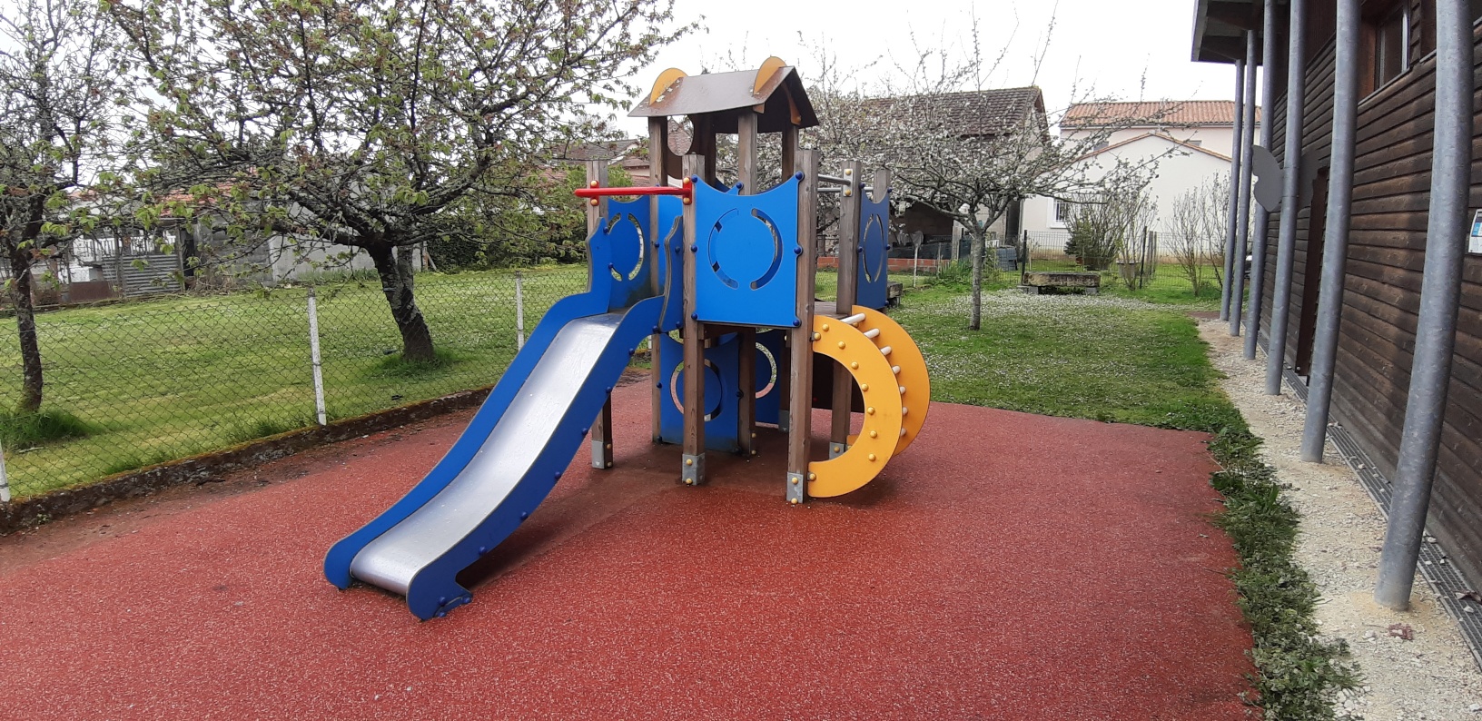 Aire de jeux  Le Pizou