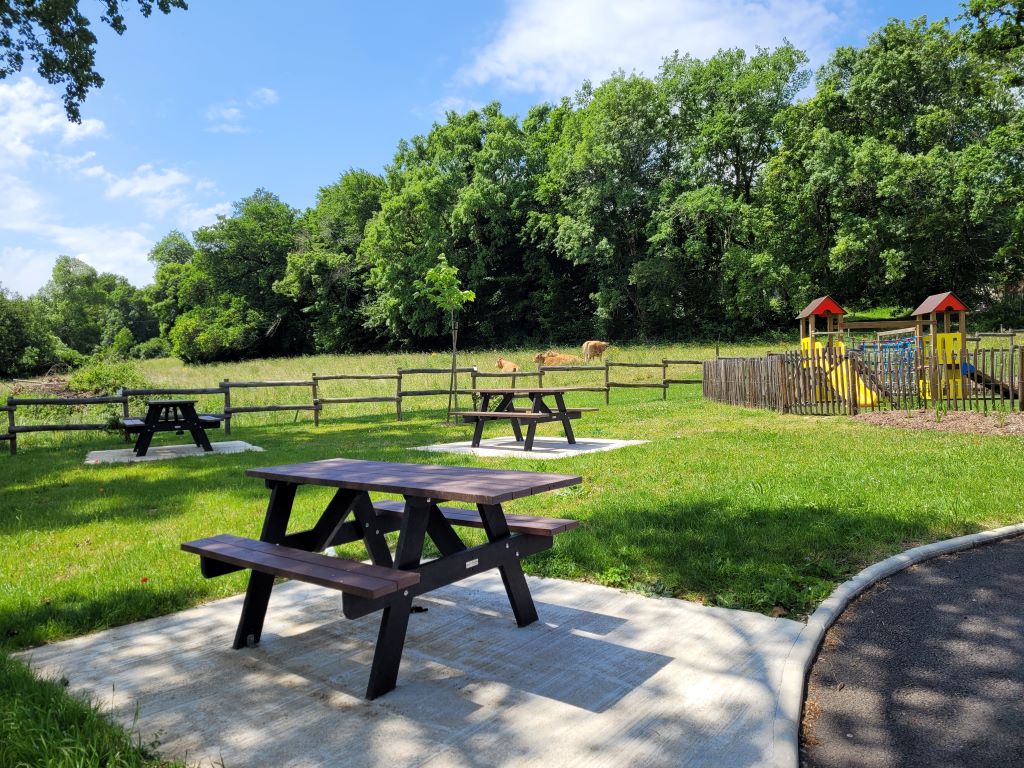 Aire de jeux, Vallereuil - photo 7