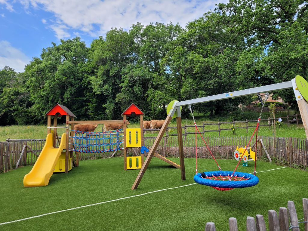 Aire de jeux, Vallereuil - photo 6