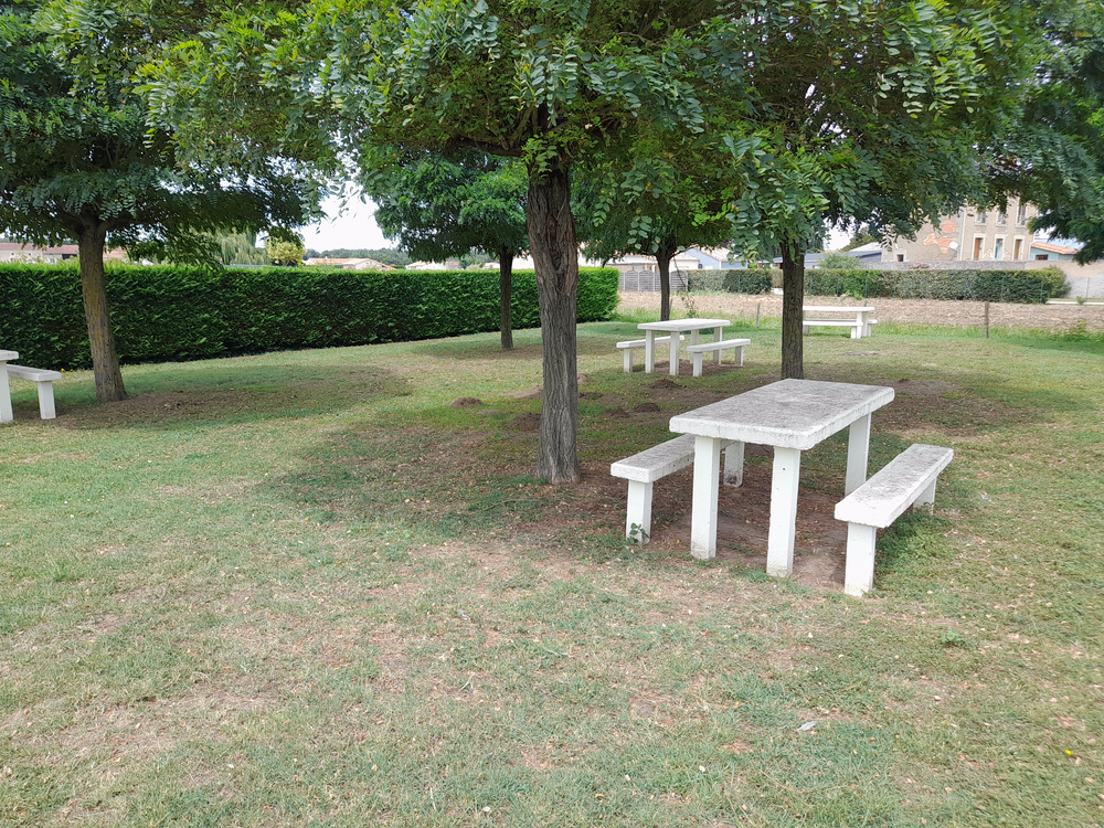 Aire de pique-nique de Brion-près-Thouet - photo 3