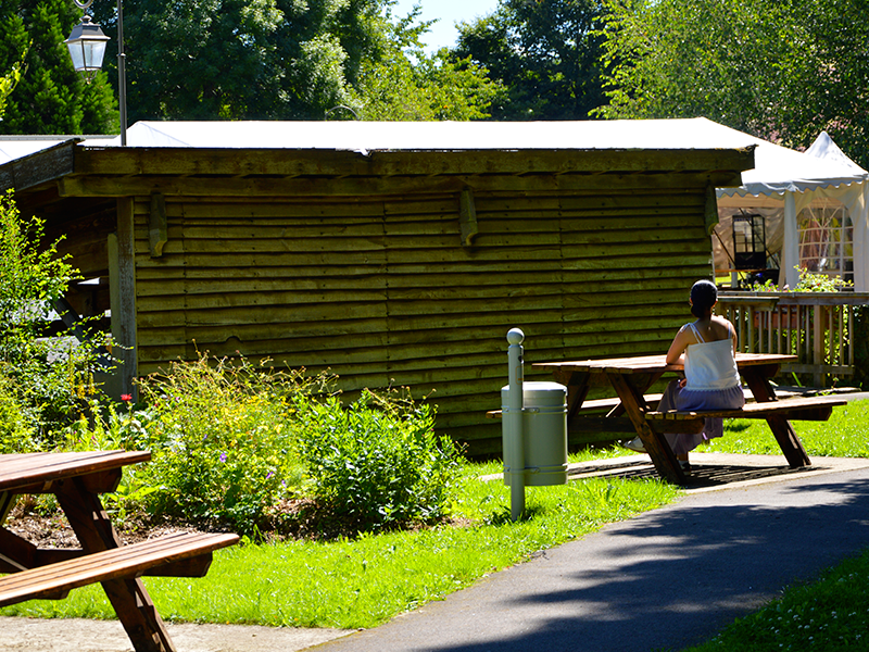 Aire de pique-nique - photo 3