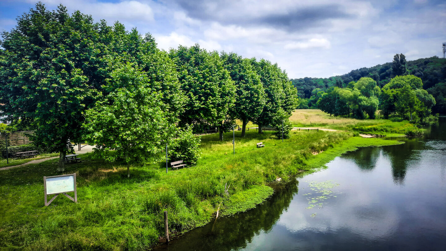 Aire de pique-nique de l'aire de Lagut