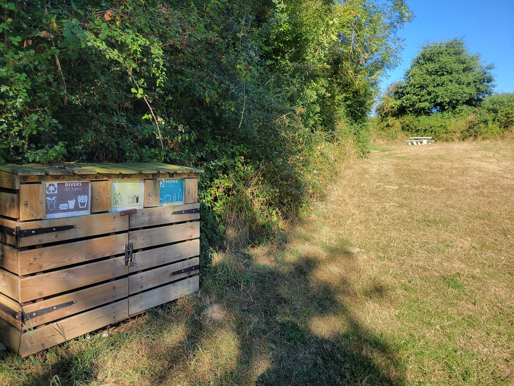 Aire de pique-nique Les Lavandières - photo 2