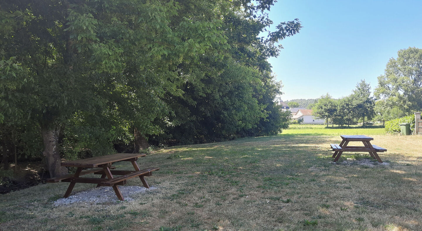 Aire de pique-nique de Saint Martin l'Astier - photo 3