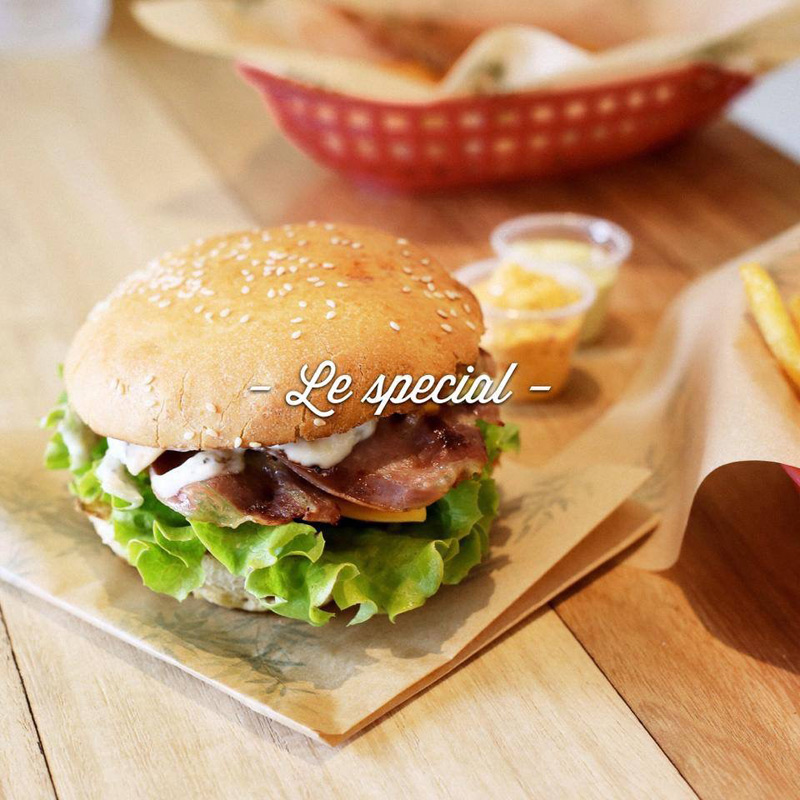 Surf Burger