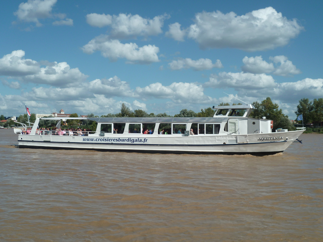 Bateau L'Aquitania