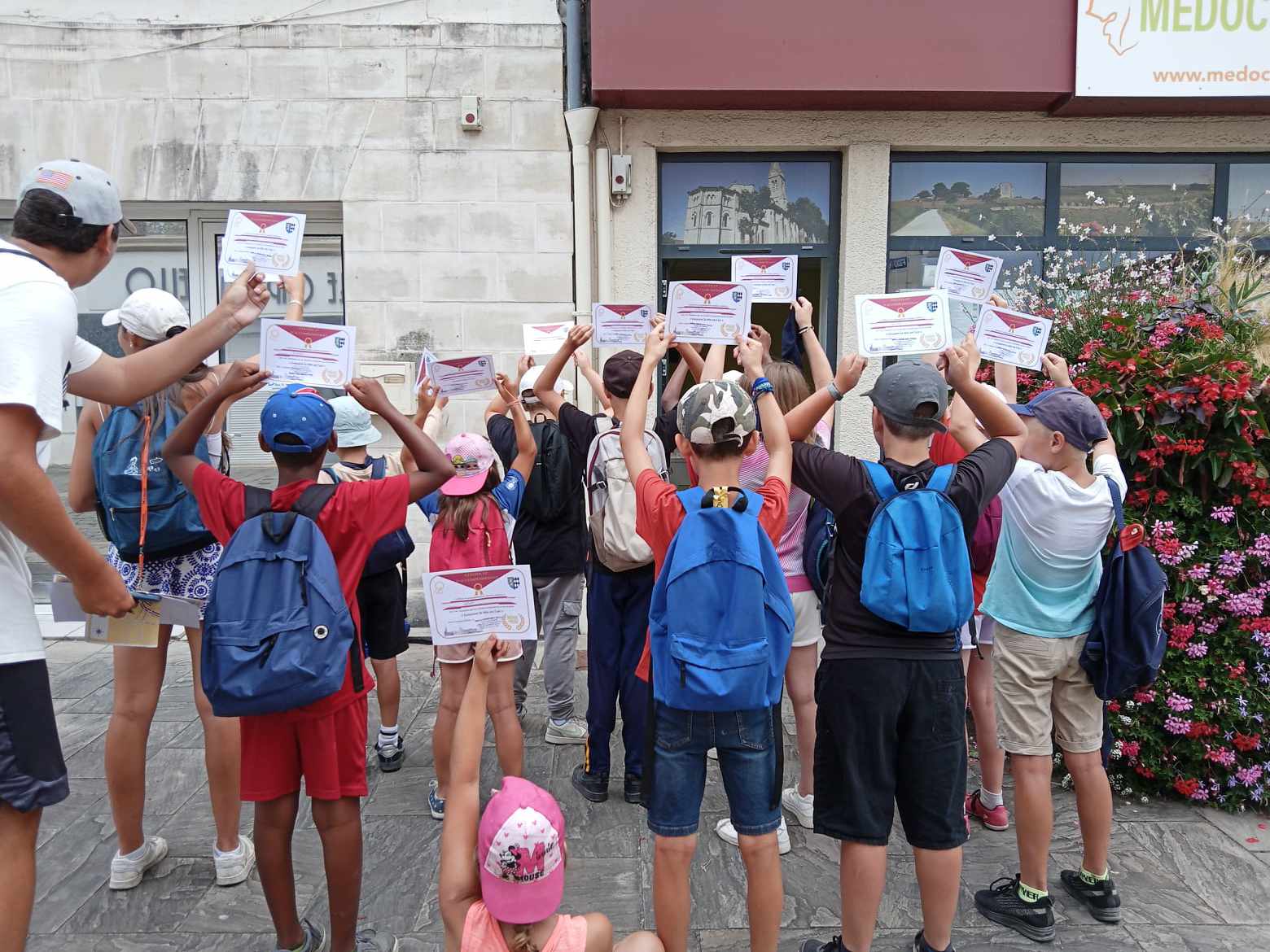 Lesparre la tête en l'air - photo 3