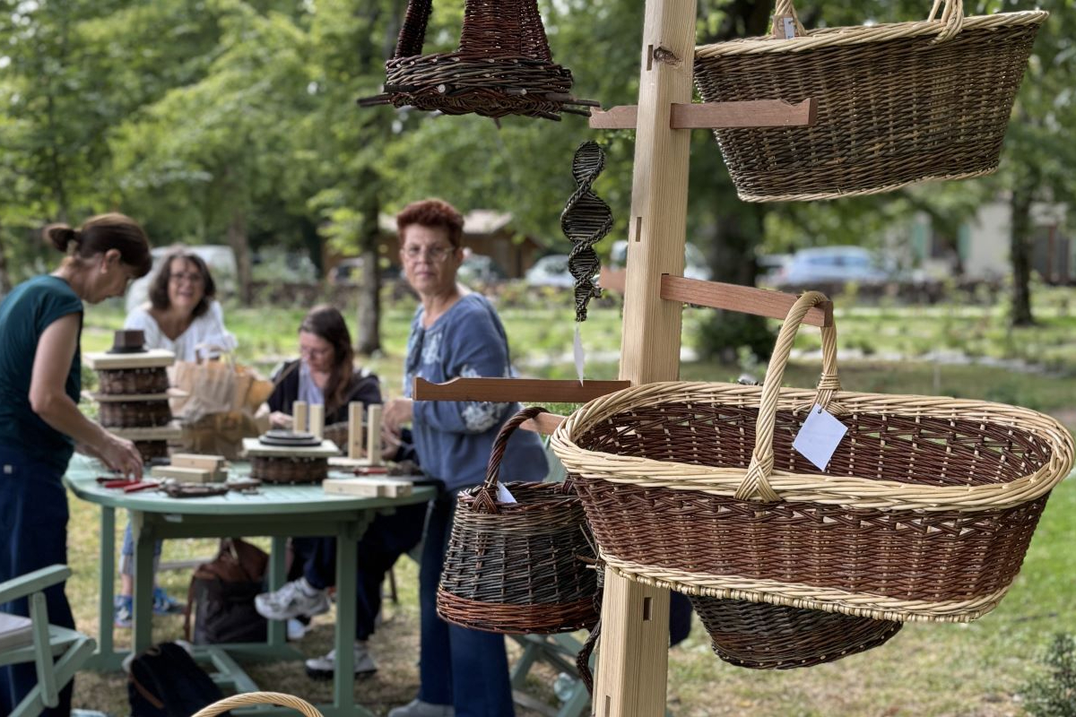 Atelier vannerie | fabrication d’une mangeoire de forme conique