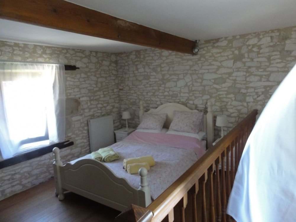 Gîtes Fon du Bourg - Le Pigeonnier, Douzains - photo 6