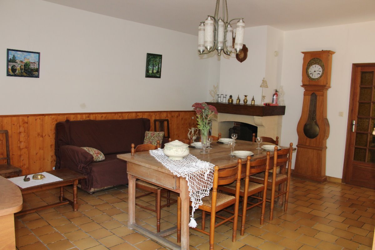 Madame Suzette VERGNAUD, La Douze - photo 3