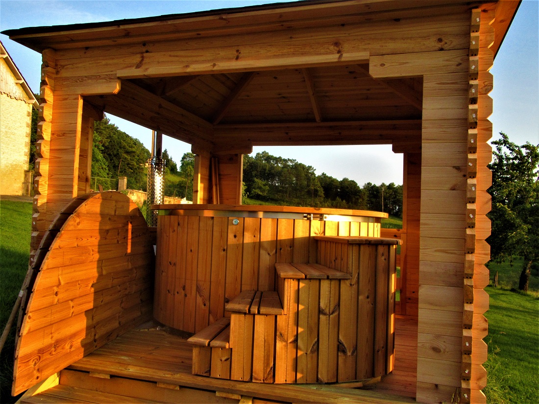 Gîte Intimité - Hygge en Périgord SPA OPTION, Léguillac-de-l'Auche