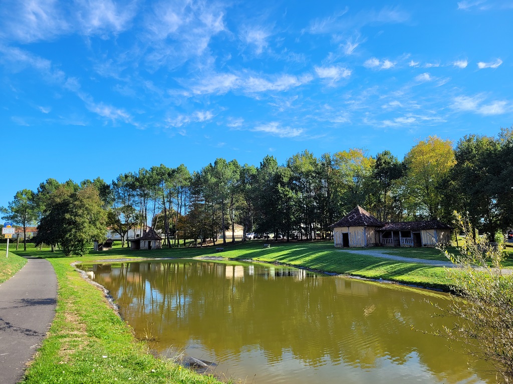 Aire de pique-nique des Maisons Doubleaudes - photo 2