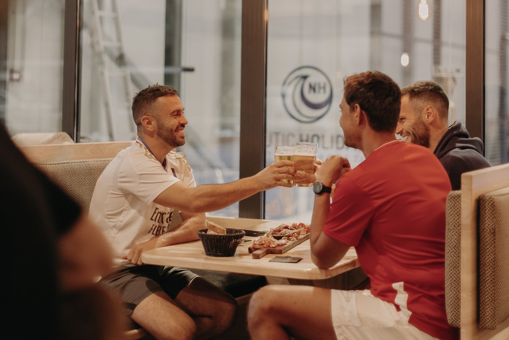 Blue Padel and Food, Narrosse