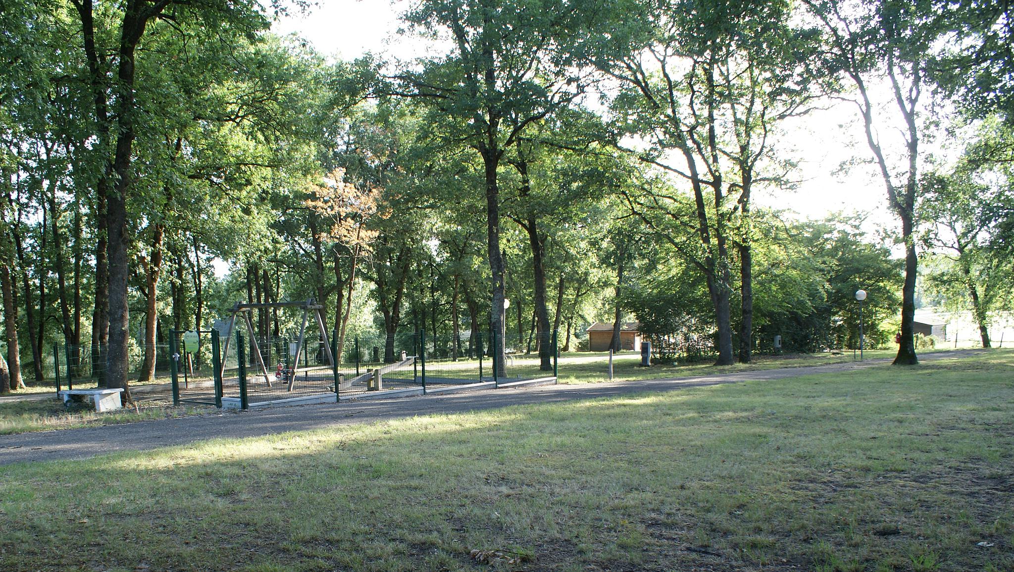 Camping du Lac de Damazan, Saint-Pierre-de-Buzet - photo 13