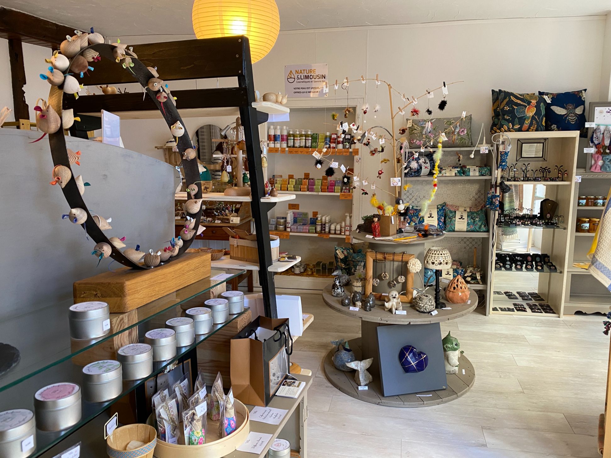 La Météorite des Arts : boutique de créateurs — photo 2