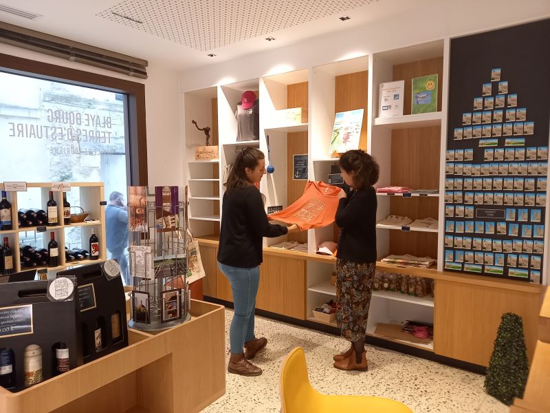 La boutique de l'Office de Tourisme de Blaye — photo 3