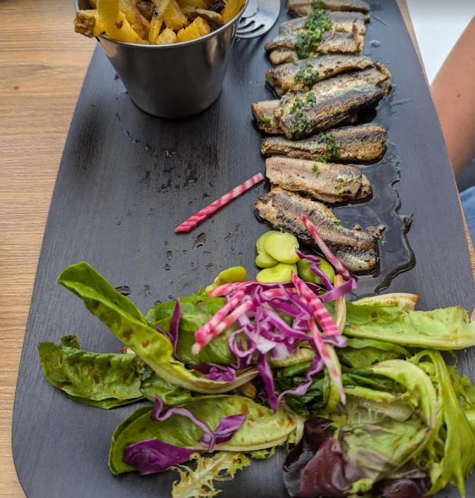 https://cdt64.media.tourinsoft.eu/upload/brasserie-sol-sol-hendaye.PNG