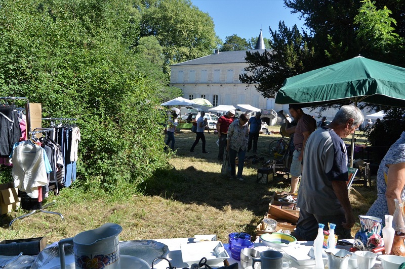 Vide grenier de Mayac, Mayac