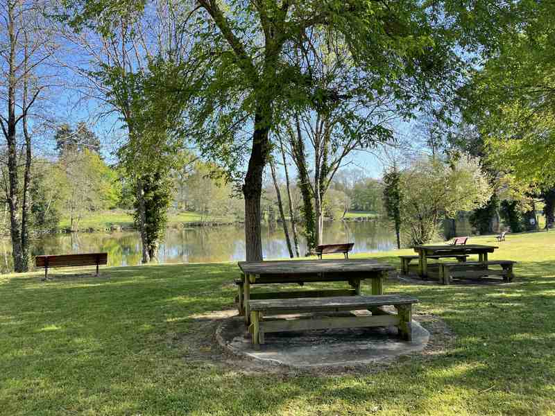 Bétête et son étang