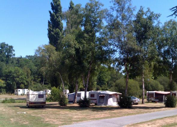 Camping Municipal de Vauchiron, Lusignan - photo 5