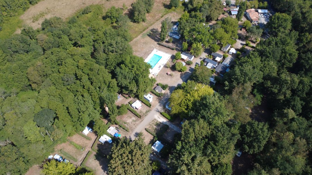 Camping Le Maine Blanc, Saint-Christoly-de-Blaye - photo 6