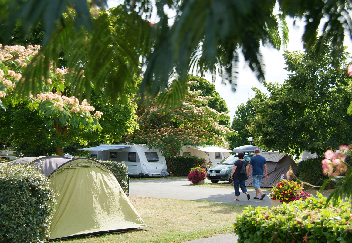 Camping Le Futuriste, Saint-Georges-lès-Baillargeaux - photo 12