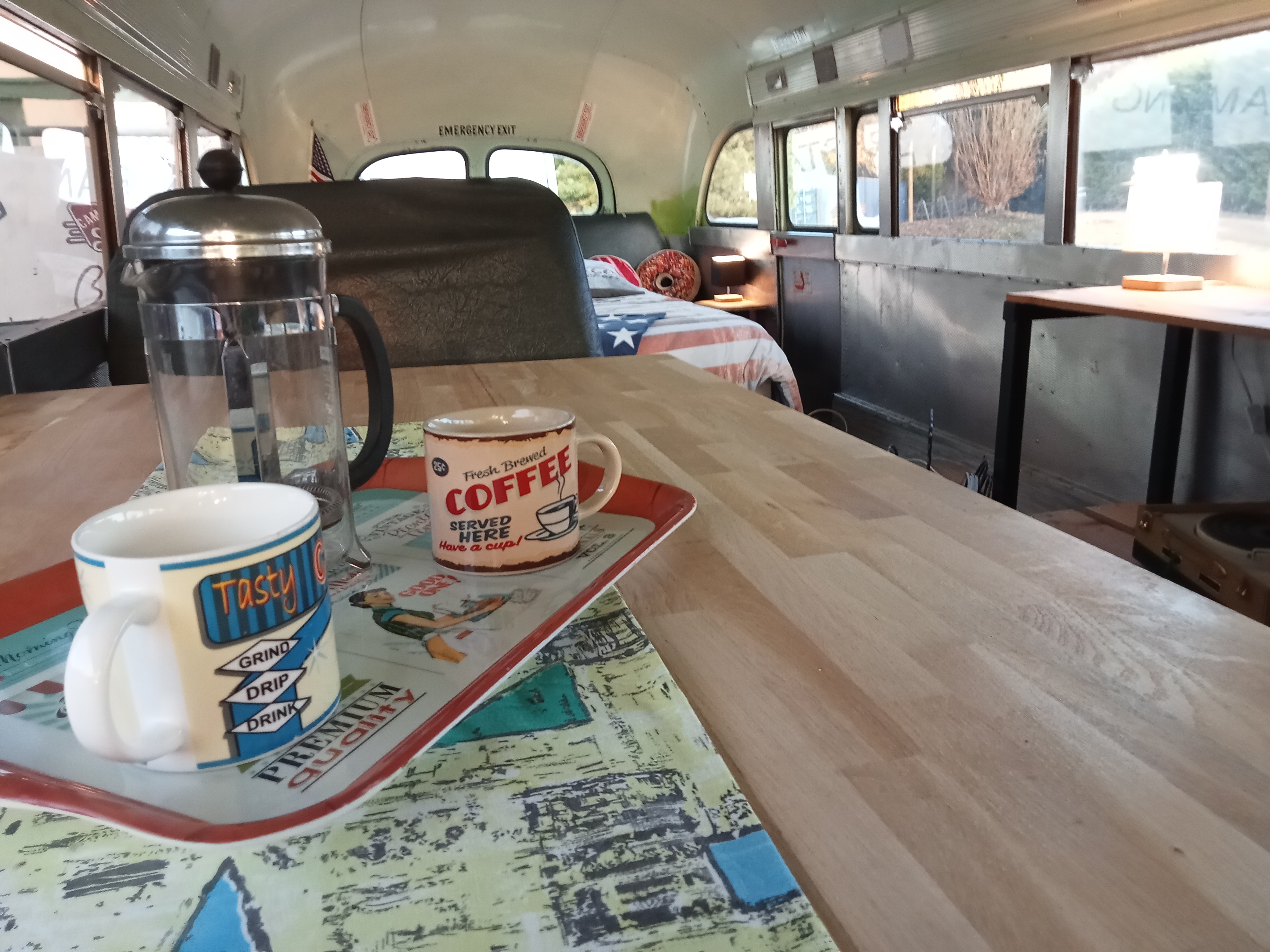 Le School Bus Crown (Camping La Perle), Saint-Médard-la-Rochette - photo 6