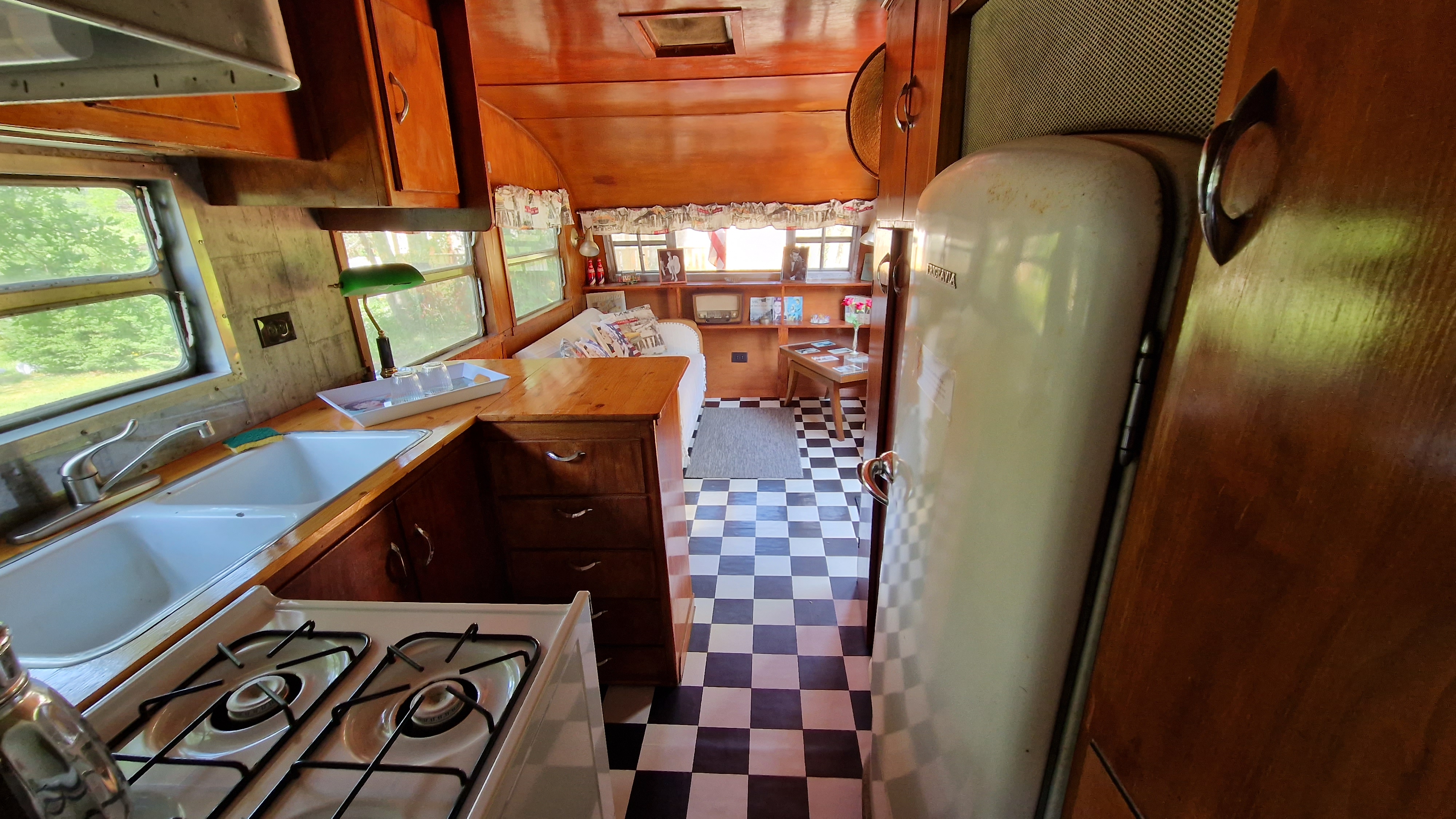Caravane Hollywood (Camping La Perle), Saint-Médard-la-Rochette - photo 4