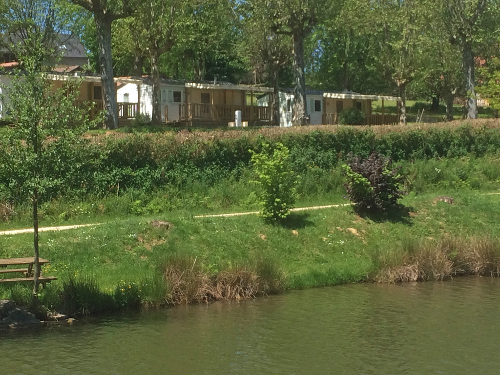 Camping "Les Etoiles", Saint-Sornin-Lavolps - photo 4