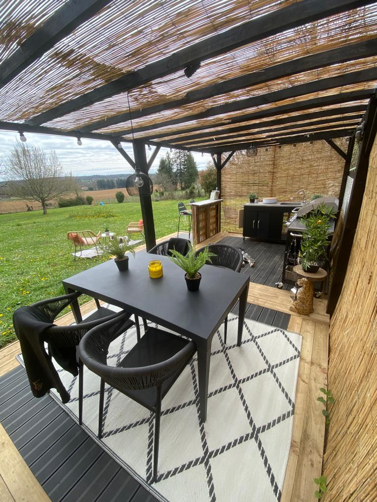 Maison de Mags & Mags